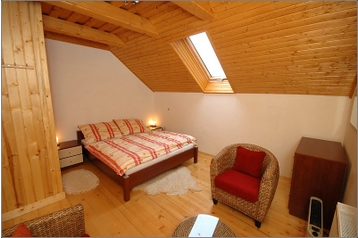 Частен дом Huty 6